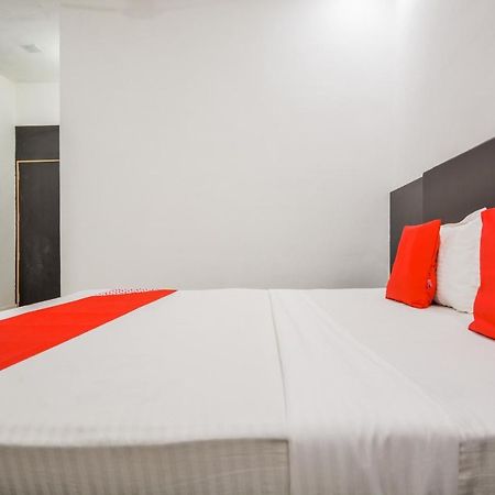 Oyo 43505 Hotel The White House Hisār Exterior foto