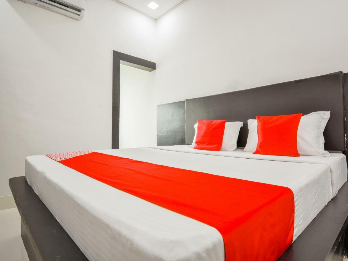 Oyo 43505 Hotel The White House Hisār Exterior foto
