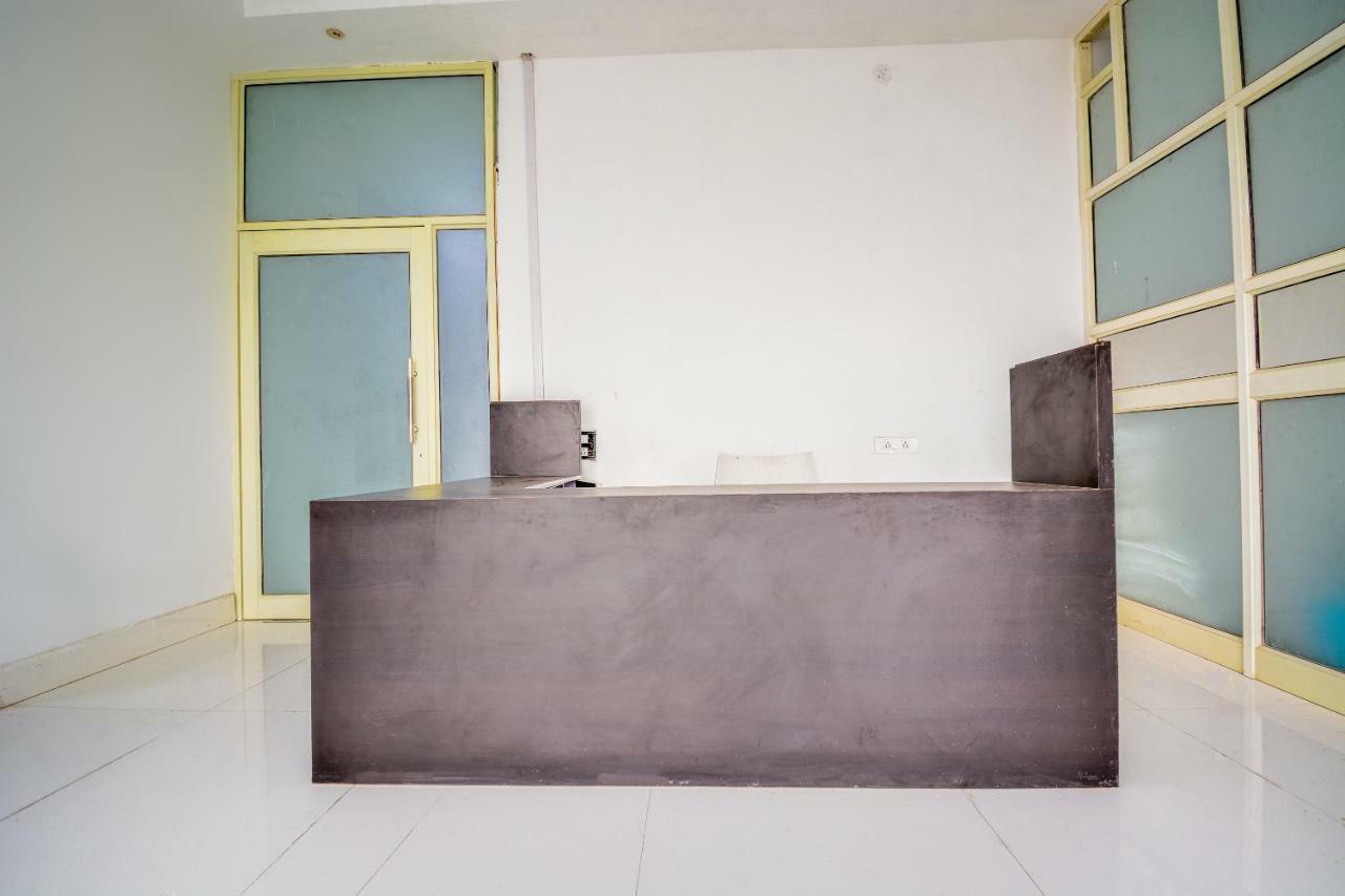 Oyo 43505 Hotel The White House Hisār Exterior foto